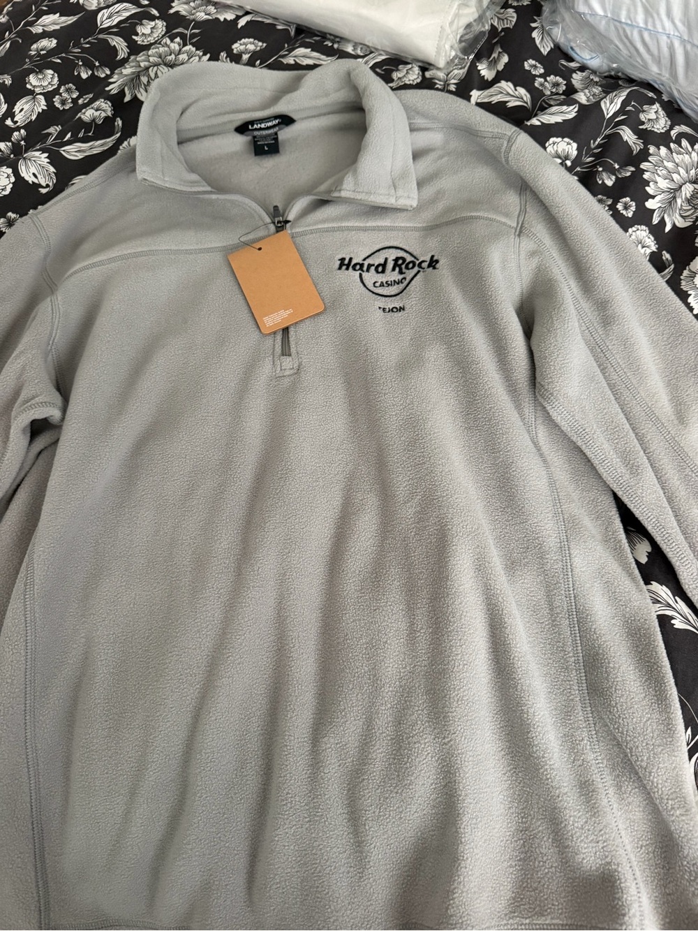 Landwear Outerwear Hard Rock Casino Tejon Fleece High Neck Pullover
